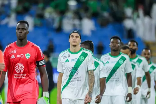 الشباب ضد الأهلي